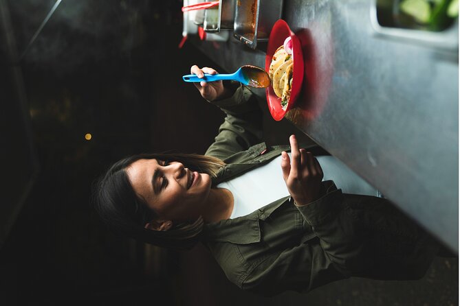 The best walking tour in the neighborhood of Versalles - Meet Your Guides: Knowledgeable and Personable