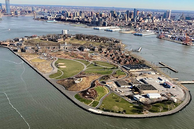 The Big Apple Helicopter Tour of New York City - Key Points