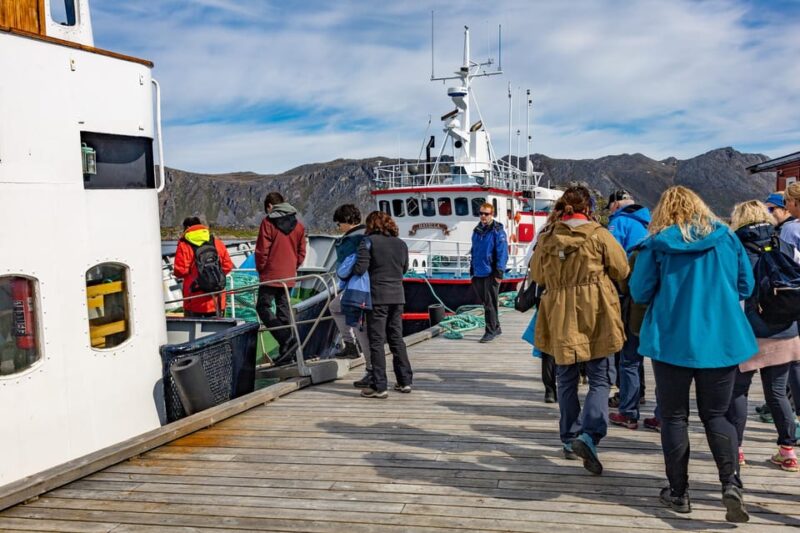 The Bird Safari Tour - Visiting the Historic Fishing Village of Gjesvær