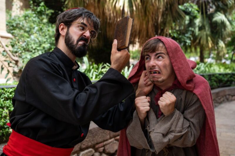 The black plague, theatrical visit - Key Points