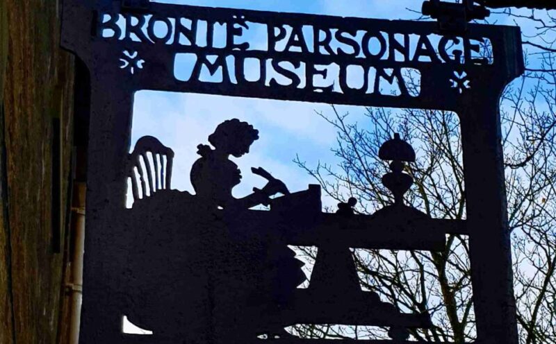 The Brontes, Wuthering Heights & Jane Eyre Tour - Key Points