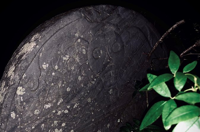 The Charleston Boo Hag and Brews Ghost and Bar Tour - Visiting the Old Exchange & Provost Dungeon