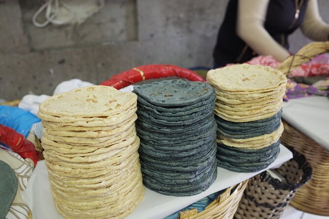 The City Green Exploring the Urban Eco Reserve of Xochimilco - Starting the Day at Hagamos Composta Café Comunitario