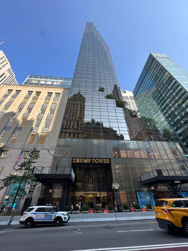 The Comedy Bus Tour of NYC - Logistics: Booking, Timing, and Age Restrictions