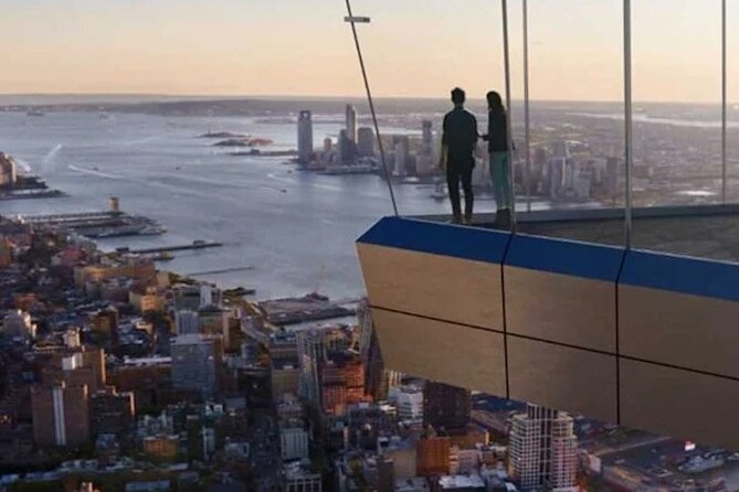 The Edge Observation Deck and 3hr Manhattan Walking Tour - Key Points