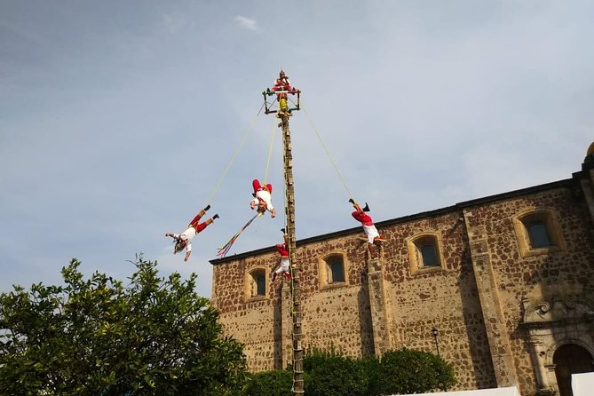 The Fire TOUR - Pyramids, Volcanoes, Agaves & Tequila - Inside a Local Tequila Distillery: La Alborada