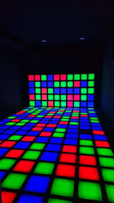 The Floor is Lava in Tirana Escape Room - Staff and Guide Experience