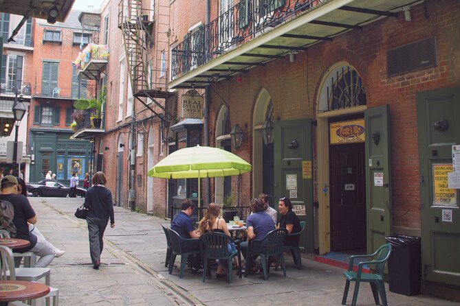 The French Quarter History Tour - The Pontalba Buildings and Baroness Pontalba