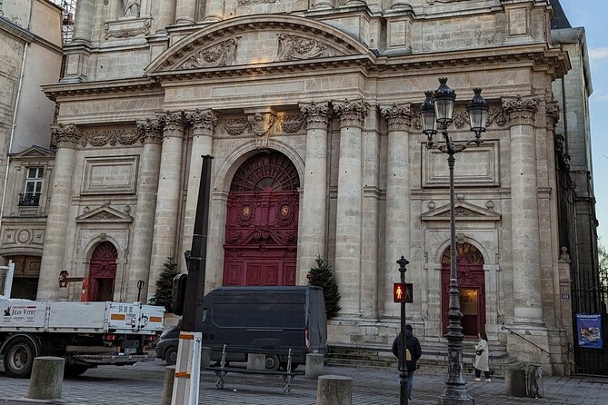 The French Revolution: Self Guided Audio Tour of Paris - The Vestige de la Petite Force and Bread Struggles