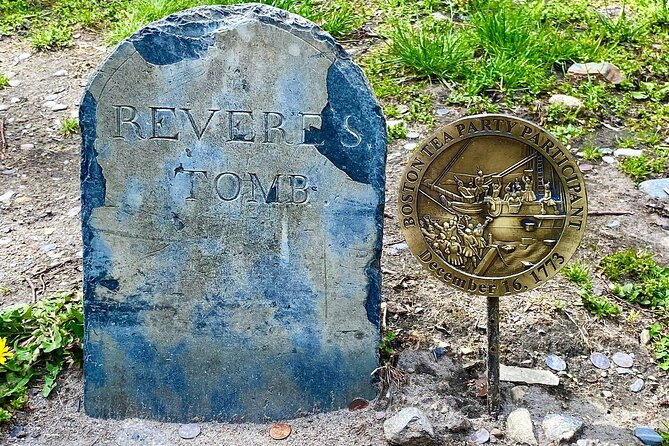 The Full Revolutionary Story Epic Small Group Boston Walking Tour - Starting Point at City Hall Plaza and First Impressions