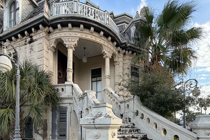 The Galveston Architecture Tour - Visit Historic Homes & Mansions - Discovering the Trube Castle with a Local Guide