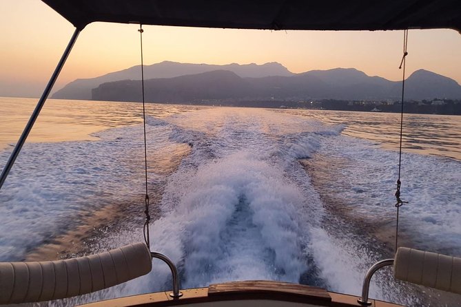 The Golden Hour: Sorrento's Sunset - Key Points