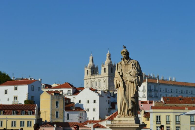 The Grand Mini Tour - Explore Lisbon in a Unique Classic Car Experience