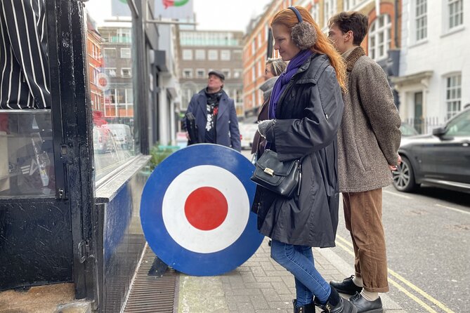 The Great British Rock and Roll Walking Tour - Logistics and Accessibility