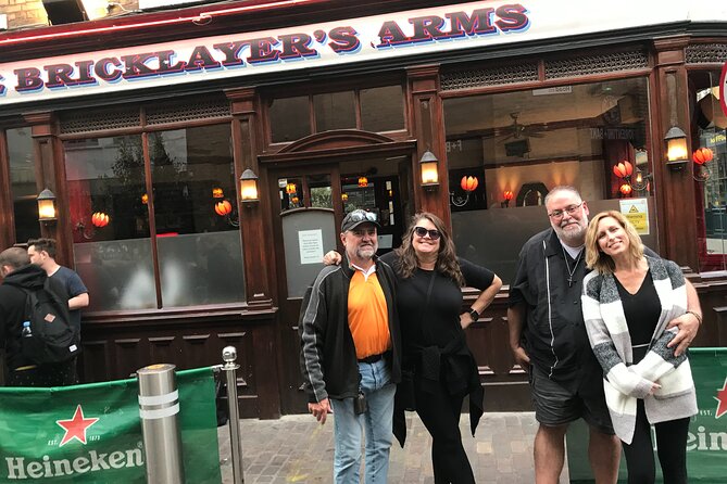 The Great East London Pub Crawl! - The Value of the Shoreditch Pub Crawl Experience