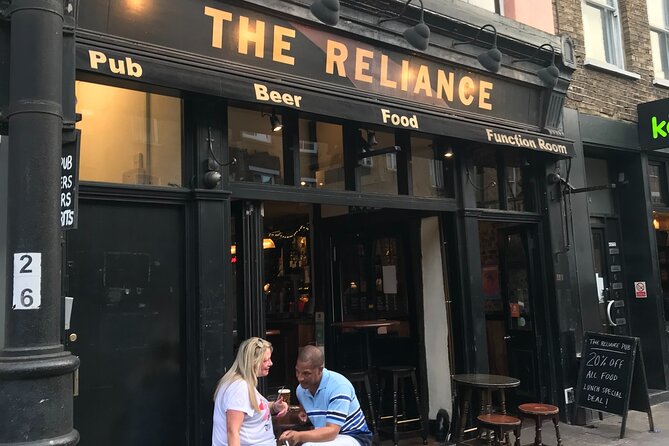 The Great East London Pub Crawl! - Who Will Enjoy This Tour Most?