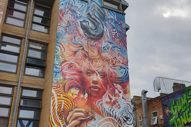 The Great Street Art Experience - Practical Details: Meeting Point and Accessibility