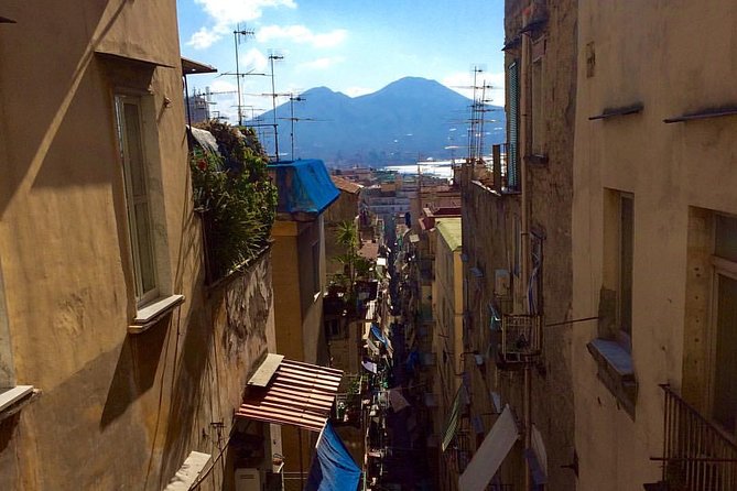 The Greatest Walking Tour of Naples: 4h with an Expert Guide - A Must-Photo Stop at Castel Nuovo - Maschio Angioino