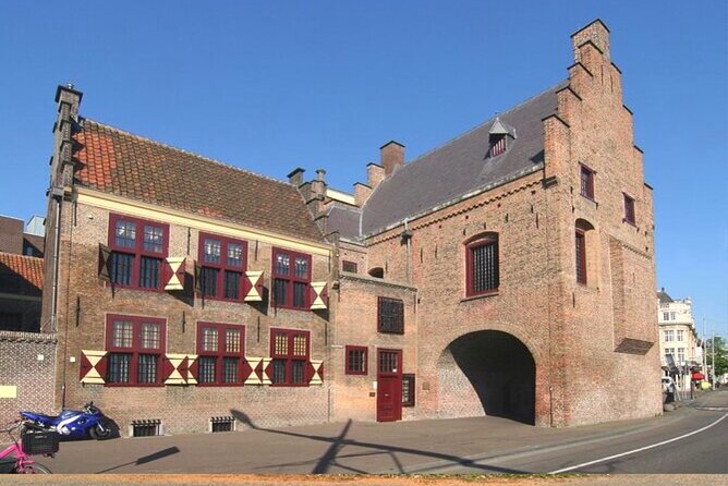 The Hague Scavenger Hunt and Sights Self-Guided Tour - Who Will Enjoy This Tour Most?