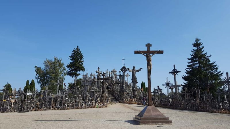 The Hill of Crosses: Full-Day Tour from Vilnius - The Significance of the Cross in Lithuanian Culture
