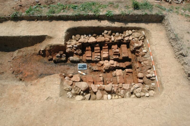 The Historic Roman Salzburg Tour - Roman Snack Included - A Closer Look at Roman Engineering and Artifacts