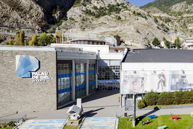 The History of Love in Canillo: A Private Guided Tour - Discovering Canillo’s Historic Església de Sant Serni