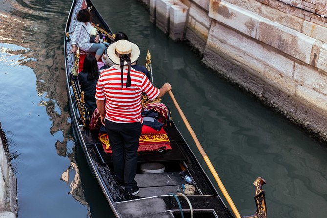 The History of Venice: San Marco Highlights Private Tour - The Gondola Ride Option