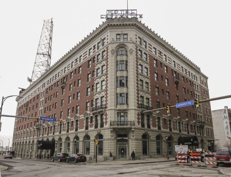 The History Ride: The Best of Buffalo by Bike - Discovering Buffalo’s First African American Community and Underground Railroad Links