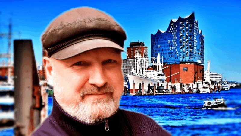 The Kiez-Captain Hamburg city tour & Speicherstadt tour - Starting at Jungfernstieg 58 and Exploring Hamburg’s Heart