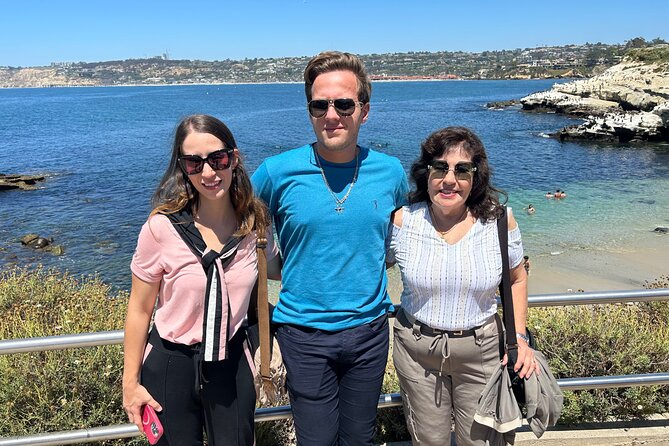 The La Jolla Walking Tour - Ellen Browning Scripps Park: Panoramic Ocean Views