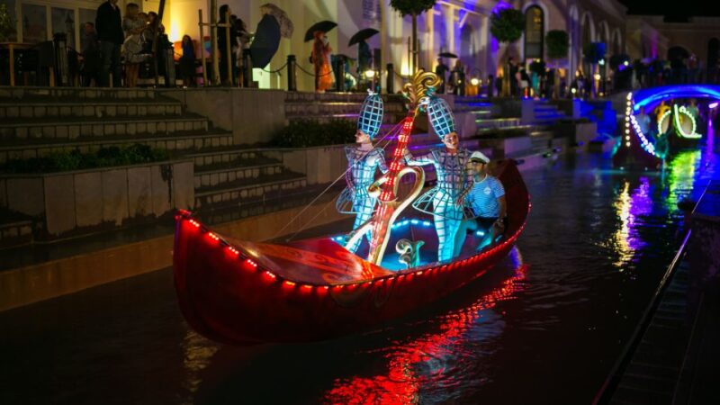 The Land of Legends Night Show & Shopping Avenue - Key Points