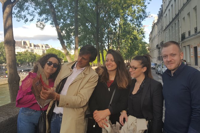 The last secret of Arsène Lupine - Investigation of the Ile Saint Louis - The Role of the Guide and Clues