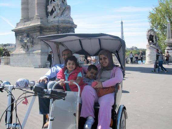 The Latin Quarter: Private Tuktuk Tour in Paris - Experience the Vibrant Atmosphere of Saint-Germain-des-Prés