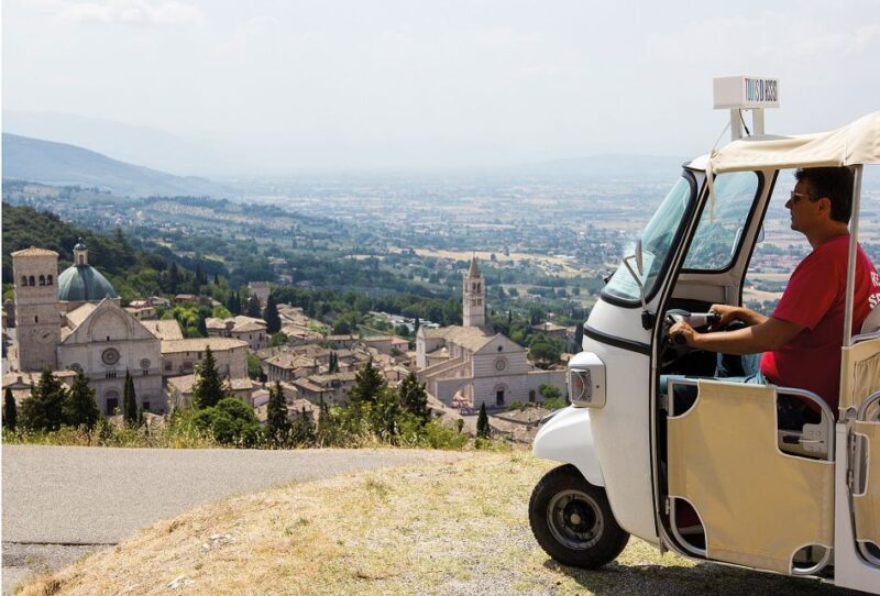 The Life of Saint Francis Tour by Tuk Tuk: English & Spanish - Navigating Assisi’s Historic Center in a Tuk Tuk