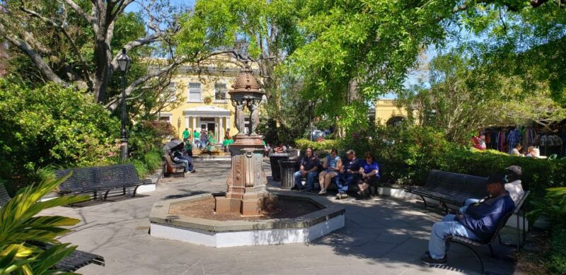 The Local's Guide to the French Quarter Tour - Key Points