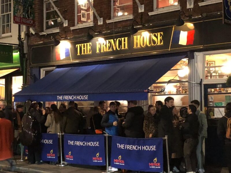 The London Literary Pub Crawl - Exploring Soho’s Historic Pubs