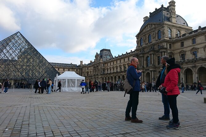 The Louvre for the first time. A Private Guided Tour - Carefully Curated Experience for First-Time Visitors