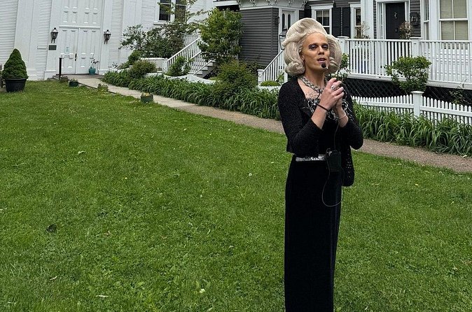 The Lucinda Lipol Tour of Salem - Booking and Cancellation Policies