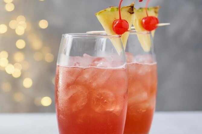 The Magical Mystery Show! at Hilton Waikiki Beach Hotel - How This Tour Stands Out from Other Waikiki Activities