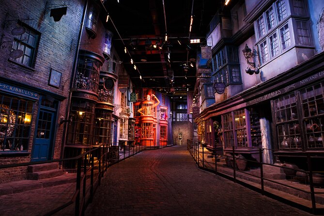 The Making of Harry Potter: Warner Bros. Studio Tour & Transfers - Practical Details: Meeting Point, Transportation, and Group Size