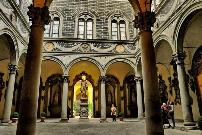 The Medici Family: Lorenzo The Magnificient and the TV movie - Visiting the Top Medici Heritage Sites in Florence
