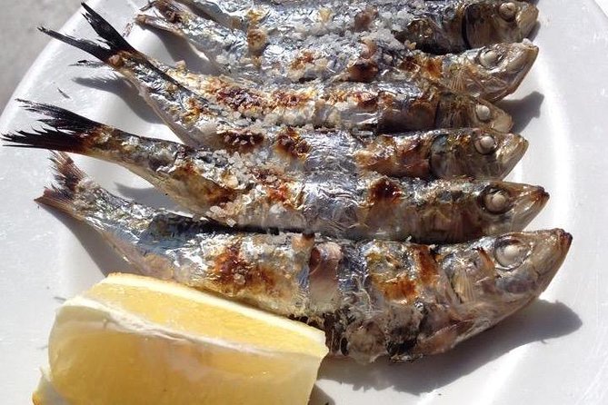 The Mediterranean Diet & Lifestyle Cooking Class. - Tasting Local Wines and Olive Oils