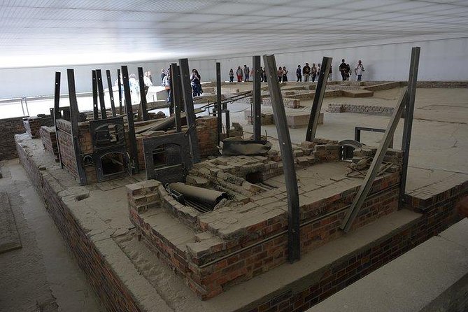 The Memorial Tour: Visit to Sachsenhausen Concentration Camp (licensed guide) - Exploring Sachsenhausen’s Key Structures and Exhibits