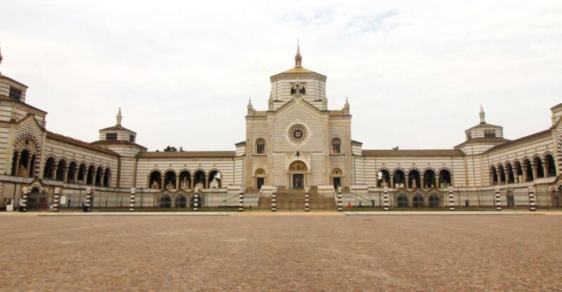 The Monumental Cemetery of Milan Guided Experience - The Guide’s Role in Bringing the Cemetery to Life