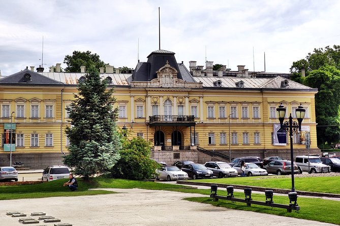 The Most Affordable Private Sofia Walking Tour - Discover the Ottoman Heritage at Banya Bashi Mosque