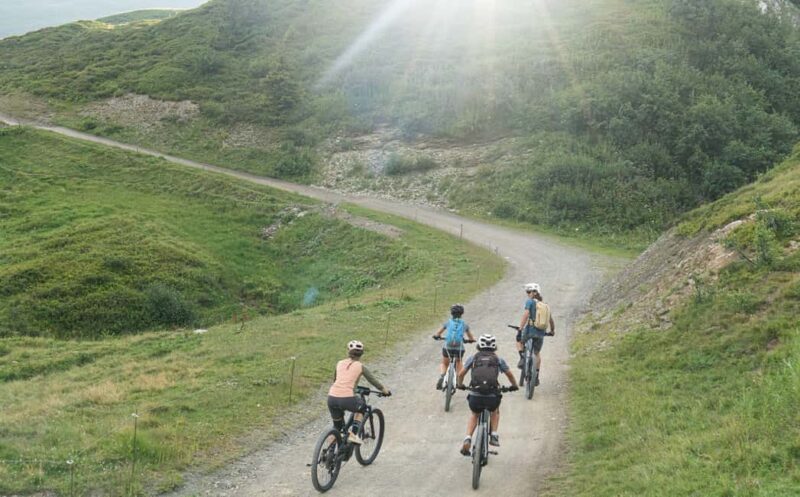 The most beautiful mountain lakes by mountain bike - Discover the Most Beautiful Mountain Lakes by Mountain Bike in Chamonix