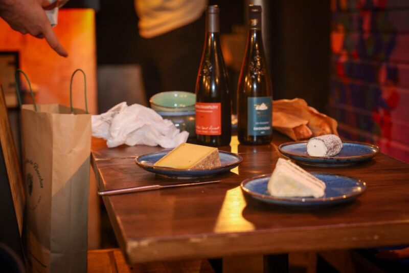 The most complete French food tour you'll find in Paris! - Accessibility, Group Size, and Practical Considerations