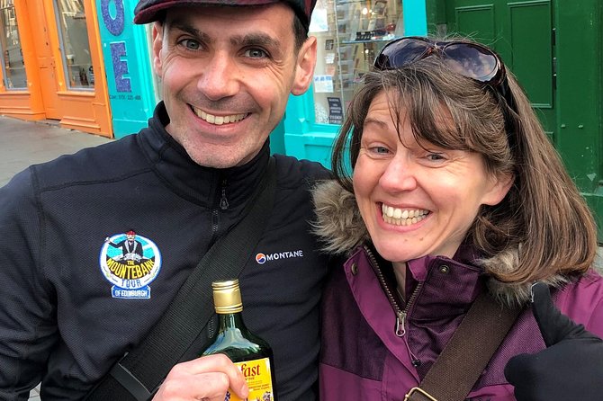 The Mountebank Comedy Walk of Edinburgh - The Magnificence of Edinburgh Castle