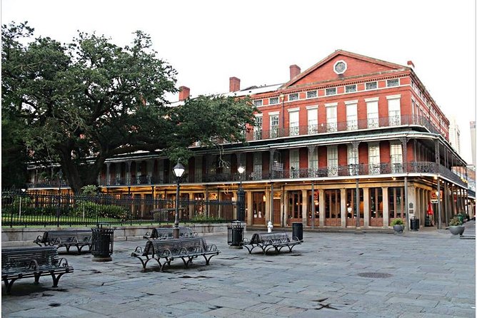 The New Orleans Five in One Extravaganza Tour - The Route and Stops Throughout the French Quarter