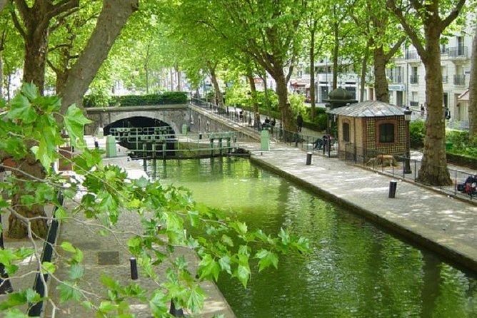 "The Old Paris" on the Canal Saint Martin : Port de l'Arsenal - Key Points